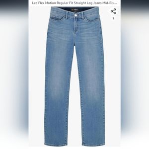 Nwt womens Lee flex motion straight leg regular fit mid rise jeans size 4 Medium